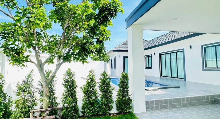 For sale 3 bedrooms villa in Bang Lamung, Chonburi
