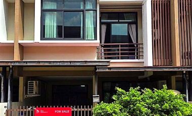 For sale 3 bedrooms townhouse in Phra Samut Chedi, Samut Prakan