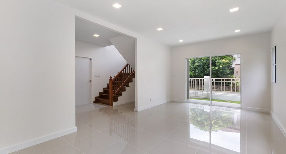 出售 3 卧室 独立屋 在 Pak Kret, Nonthaburi