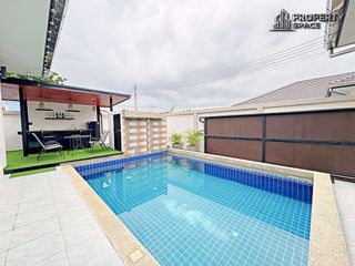 Villa en alquiler de 3 habitaciones en Bang Lamung, Chonburi