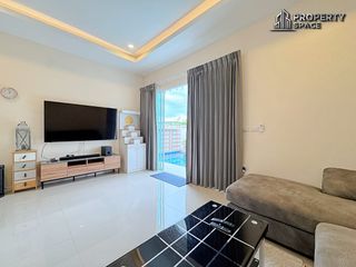 Villa en alquiler de 3 habitaciones en Bang Lamung, Chonburi