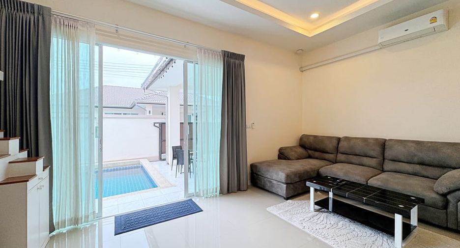 Villa en alquiler de 3 habitaciones en Huay Yai, Pattaya