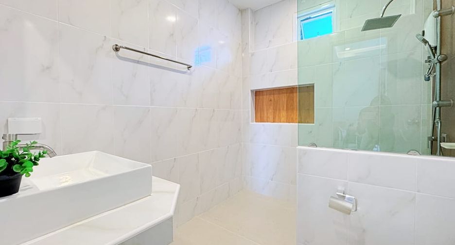 Villa en alquiler de 3 habitaciones en Huay Yai, Pattaya
