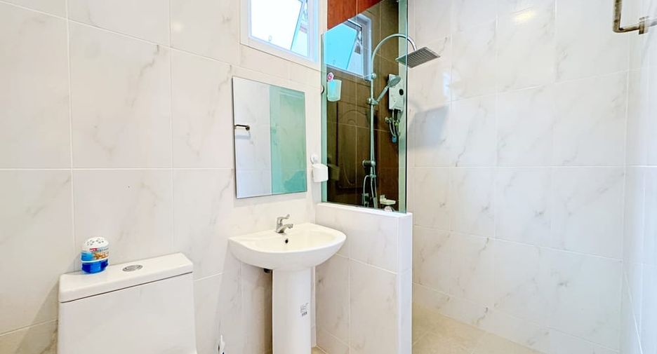 Villa en alquiler de 3 habitaciones en Huay Yai, Pattaya