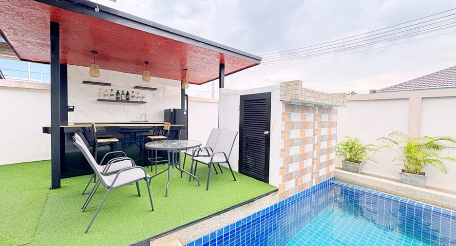 Villa en alquiler de 3 habitaciones en Huay Yai, Pattaya