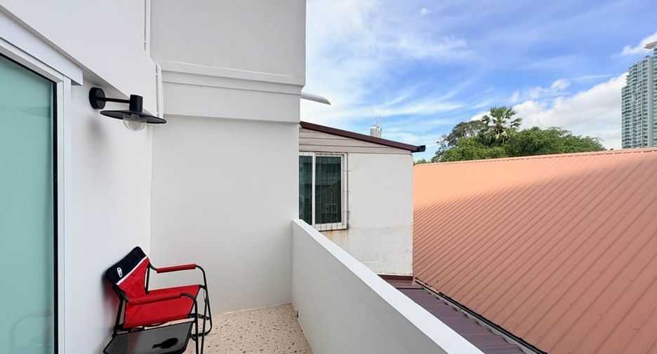 À louer 3 chambres maison à Jomtien, Pattaya