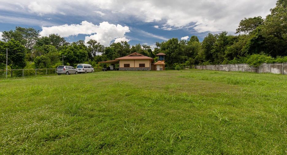 Haus zum Kauf mit 2 Zimmer in Warin Chamrap, Ubon Ratchathani