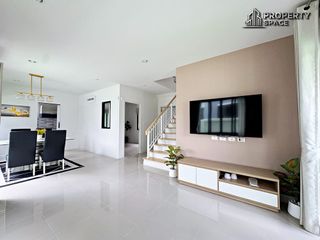 À louer 4 chambres maison à Bang Lamung, Chonburi