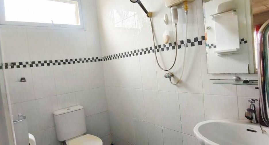 Casa adosada en venta de 2 habitaciones en Mueang Chanthaburi, Chanthaburi