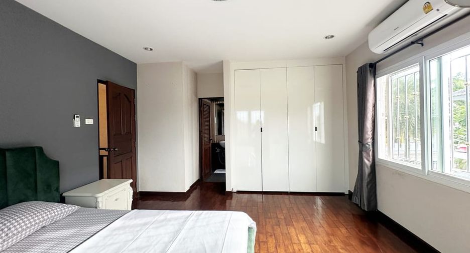 Villa zur Miete und zum Kauf mit 5 Zimmer in Bang Lamung, Chonburi