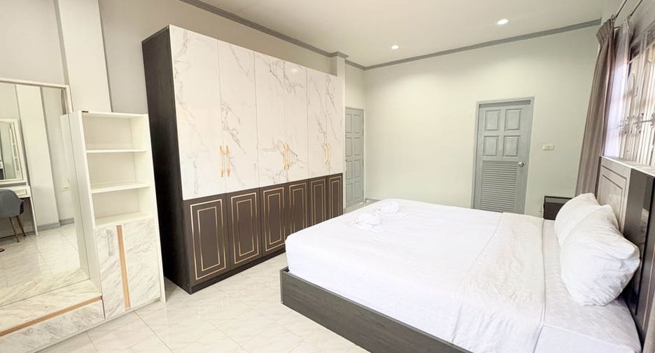 À louer 3 chambres maison à Jomtien, Pattaya