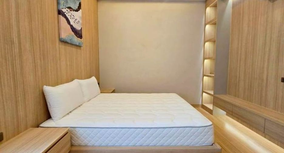 Villa en alquiler de 3 habitaciones en Bang Lamung, Chonburi