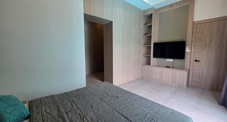 À louer 4 chambres villa à Bang Lamung, Chonburi