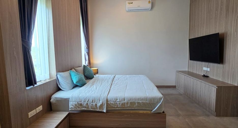 À louer 4 chambres villa à Bang Lamung, Chonburi