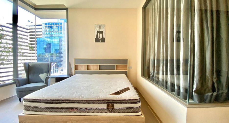 For rent 1 bed condo in Watthana, Bangkok