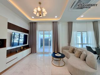 Villa zum Kauf mit 3 Zimmer in Bang Lamung, Chonburi