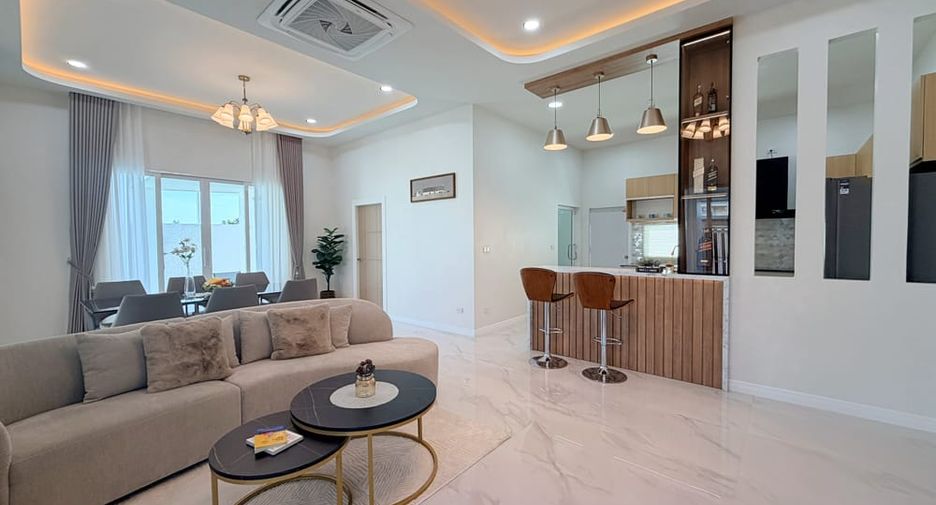 Villa zum Kauf mit 3 Zimmer in Bang Lamung, Chonburi