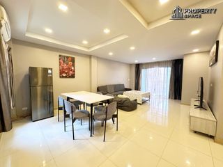 À louer 3 chambres maison à Bang Lamung, Chonburi