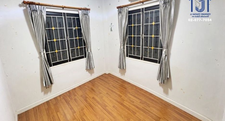 出售 3 卧室 独立屋 在 Thanyaburi, Pathum Thani