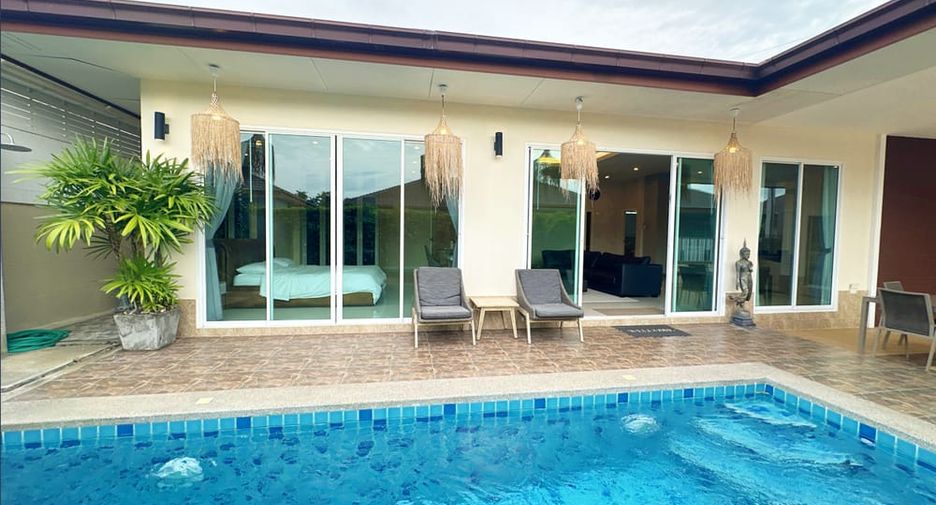 Villa zur Miete und zum Kauf mit 3 Zimmer in Huay Yai, Pattaya