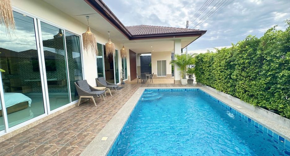 Villa zur Miete und zum Kauf mit 3 Zimmer in Huay Yai, Pattaya