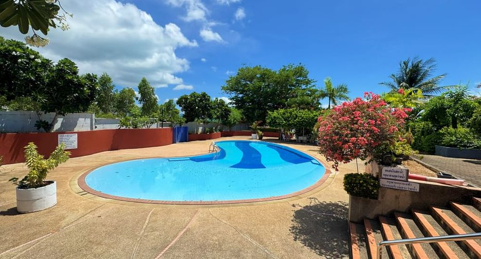 For sale 3 bedrooms villa in Na Jomtien, Pattaya