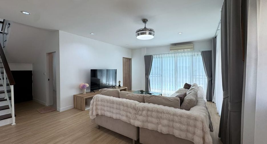 For sale 3 bedrooms villa in Na Jomtien, Pattaya