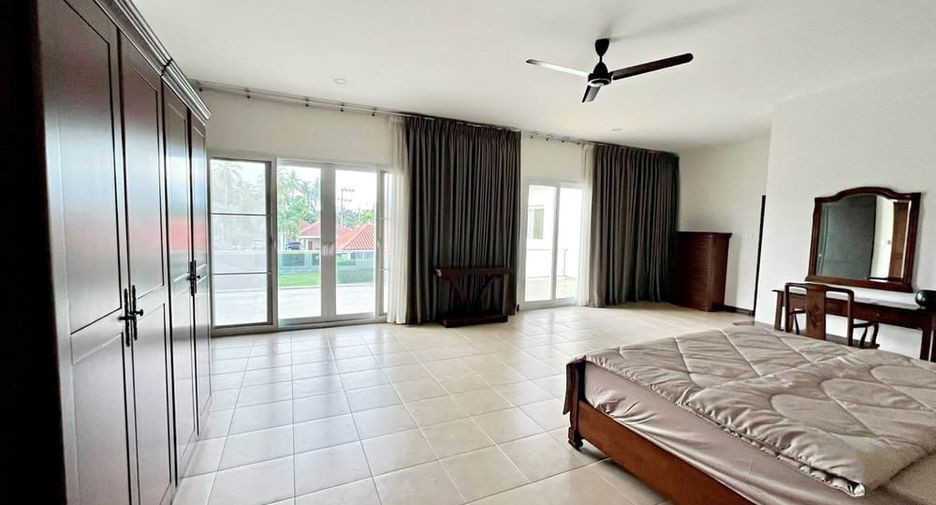 À vendre 5 chambres villa à Bang Lamung, Chonburi