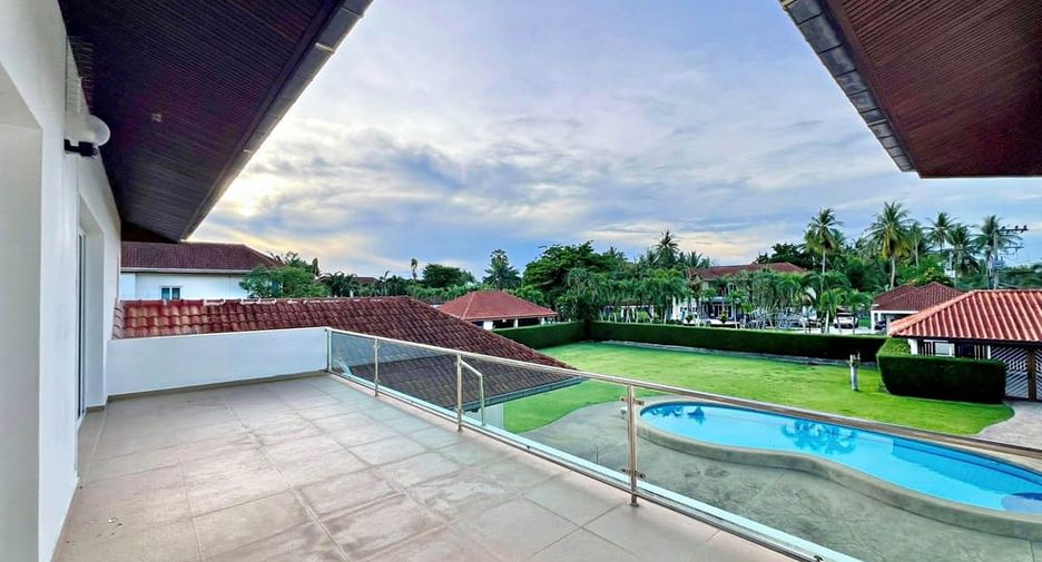 À vendre 5 chambres villa à Bang Lamung, Chonburi