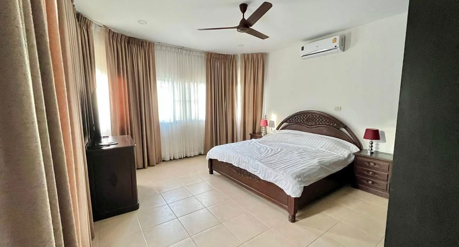 À vendre 5 chambres villa à Bang Lamung, Chonburi