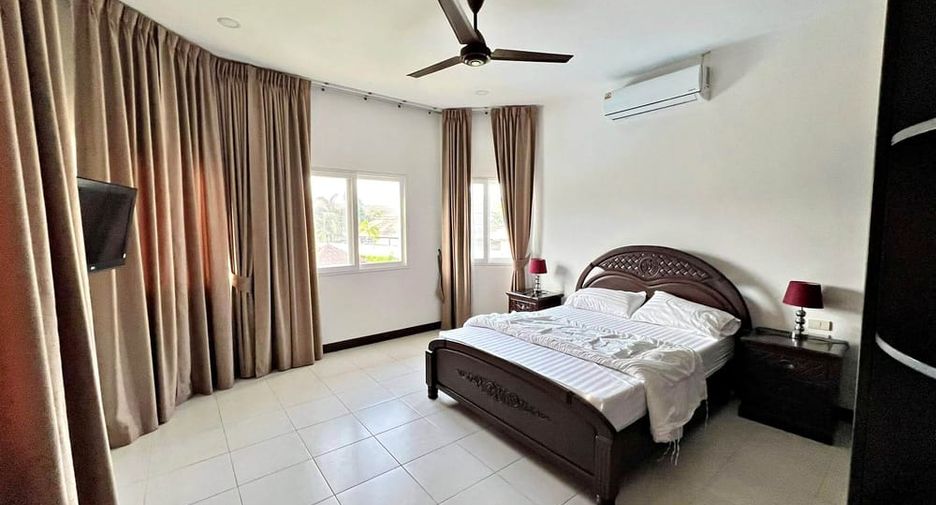À vendre 5 chambres villa à Bang Lamung, Chonburi