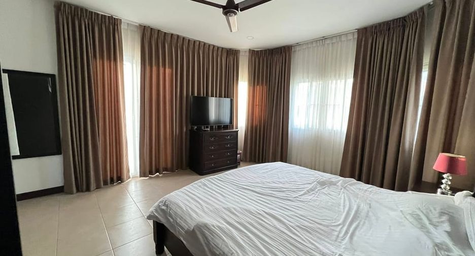 À vendre 5 chambres villa à Bang Lamung, Chonburi
