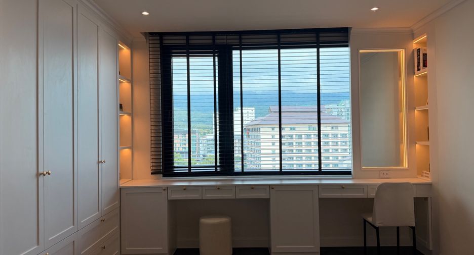 For sale 2 bedrooms apartment in Mueang Chiang Mai, Chiang Mai