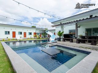 Villa zur Miete mit 12 Zimmer in Bang Lamung, Chonburi