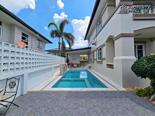 Villa zur Miete und zum Kauf mit 4 Zimmer in Bang Lamung, Chonburi