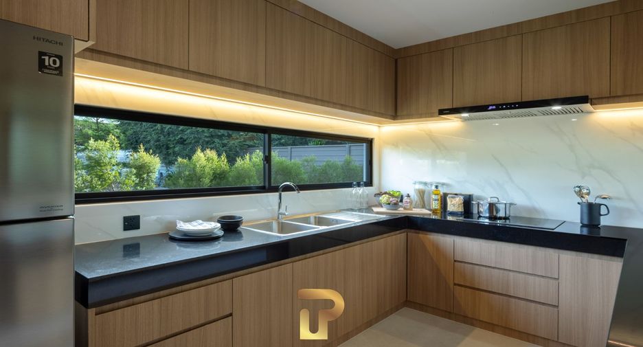 Villa zum Kauf mit 4 Zimmer in Huay Yai, Pattaya