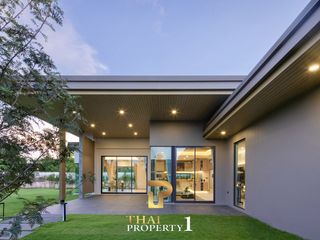À vendre 4 chambres villa à Bang Lamung, Chonburi
