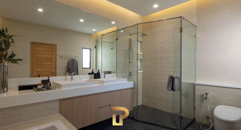 Villa zum Kauf mit 4 Zimmer in Huay Yai, Pattaya