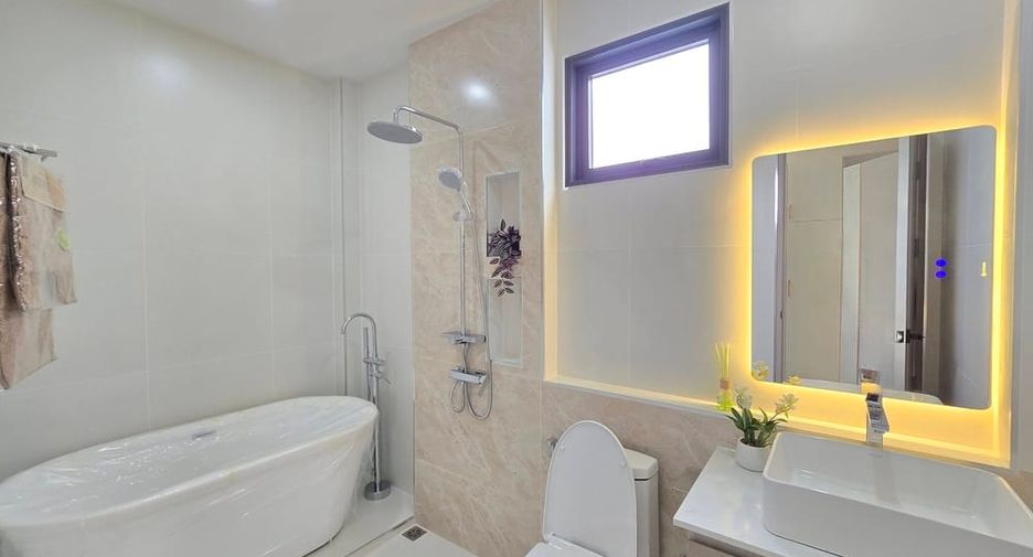 Villa en venta de 3 habitaciones en Bang Lamung, Chonburi