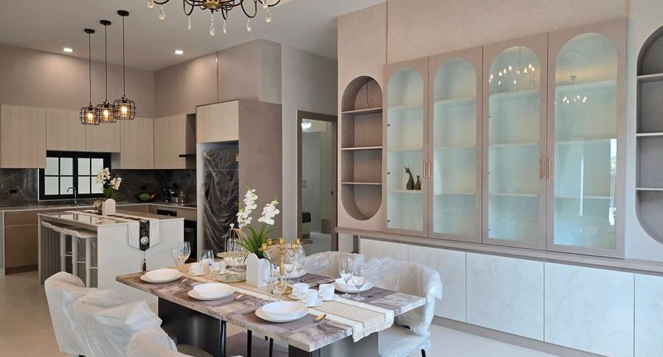 Villa en venta de 3 habitaciones en Bang Lamung, Chonburi