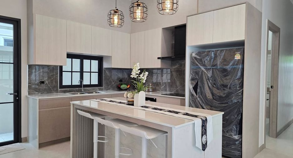 Villa en venta de 3 habitaciones en Bang Lamung, Chonburi