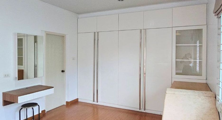 Casa en alquiler de 3 habitaciones en San Sai, Chiang Mai