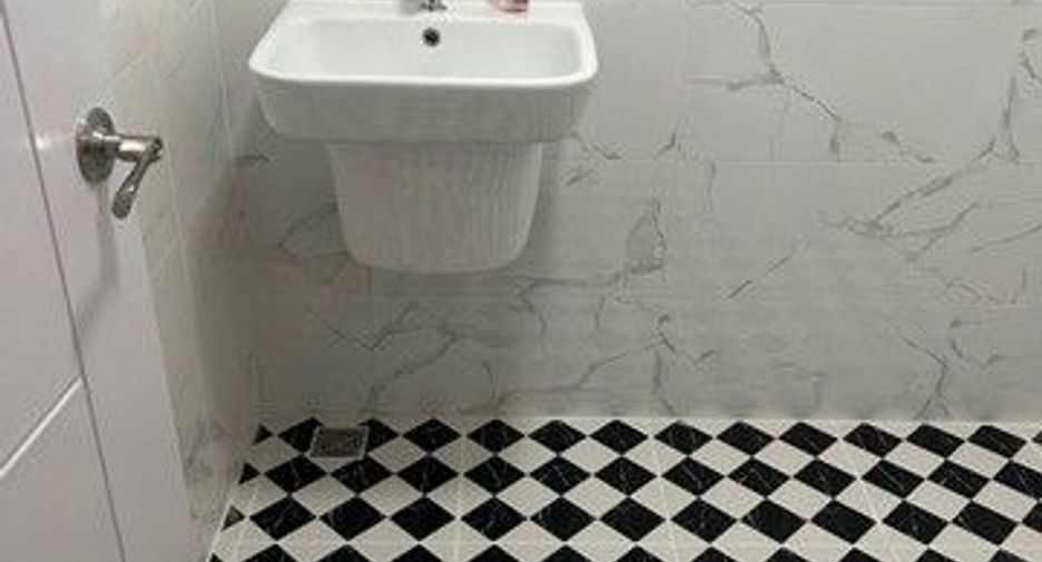Haus zur Miete mit 3 Zimmer in Lak Si, Bangkok