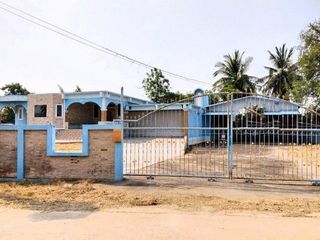 Продажа 1 кровать дом в Huai Khot, Утхайтхани