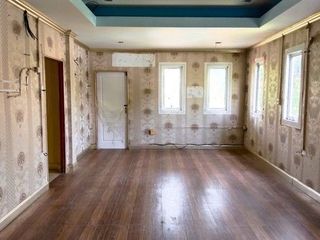 Продажа 1 кровать дом в Huai Khot, Утхайтхани