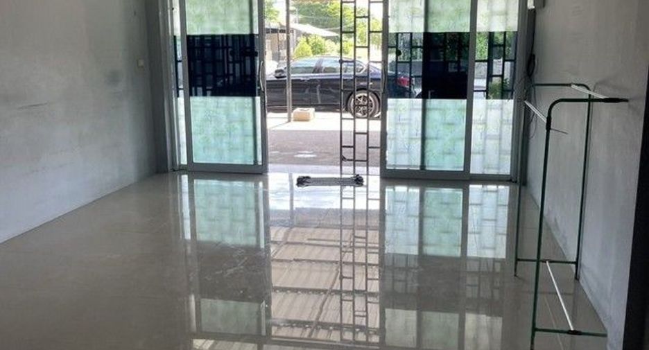 Local comercial en venta de 1 habitaciones en Pho Thong, Ang Thong
