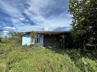 Haus zum Kauf mit 1 Zimmer in Mueang Suphanburi, Suphan Buri