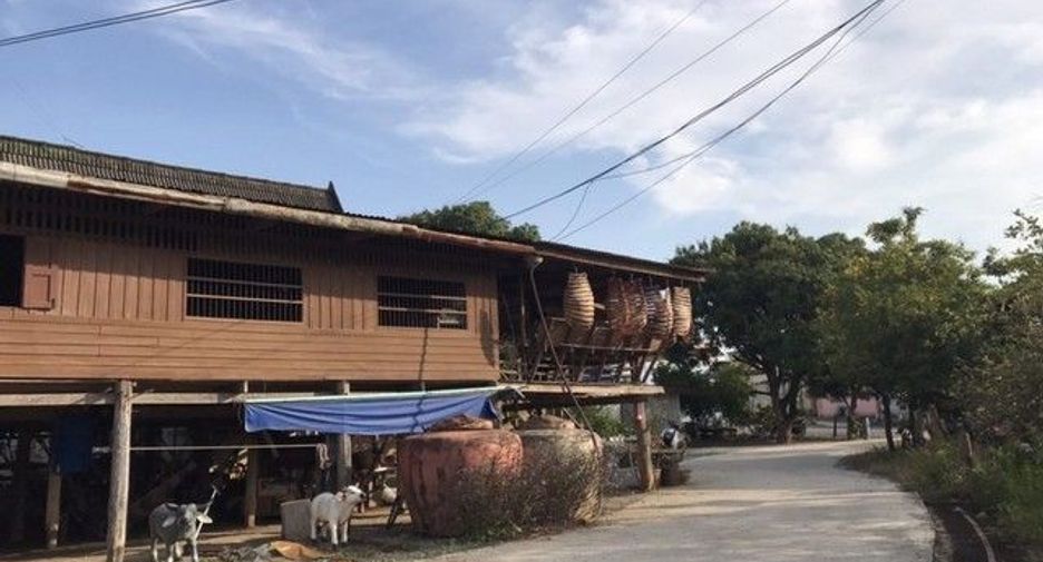 Haus zum Kauf mit 1 Zimmer in Mueang Suphanburi, Suphan Buri