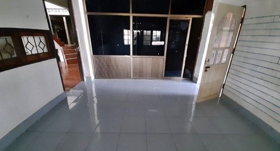 Haus zum Kauf mit 1 Zimmer in Mueang Suphanburi, Suphan Buri