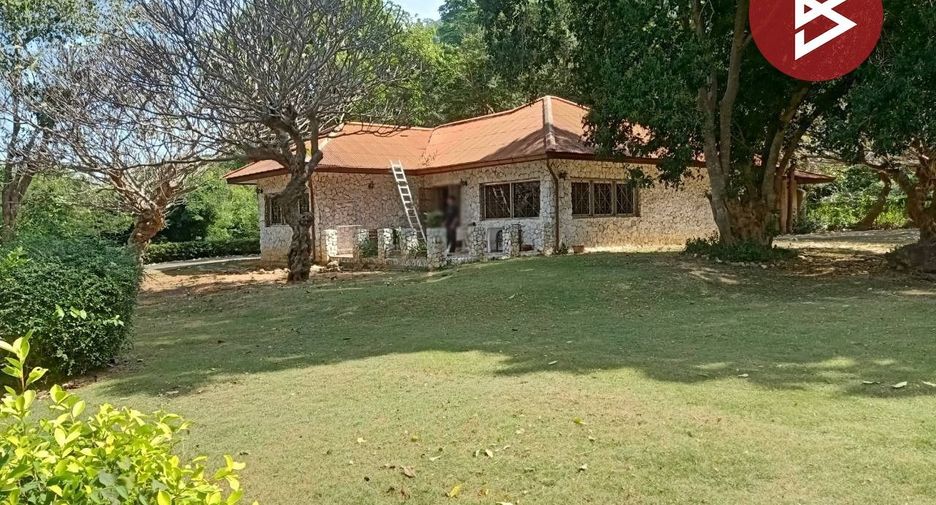 Haus zum Kauf mit 6 Zimmer in Kaeng Krachan, Phetchaburi